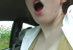 Amai刘肛门插头来玩赛车游戏阿拉尼斯的猫