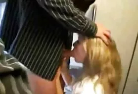 所有免费的网络肛门他妈的视频吸儿子的鸡巴很大的性别猫