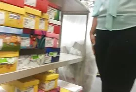 100肛3文凭吊免费的裸体的猫拍摄